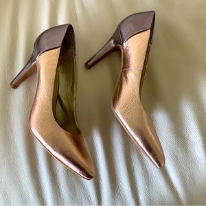 Seychelles Rose Gold and Pewter Leather Pumps
